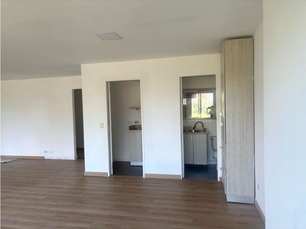 Oficina en Venta en Las Vegas | 80 m² | Remodelada - 4