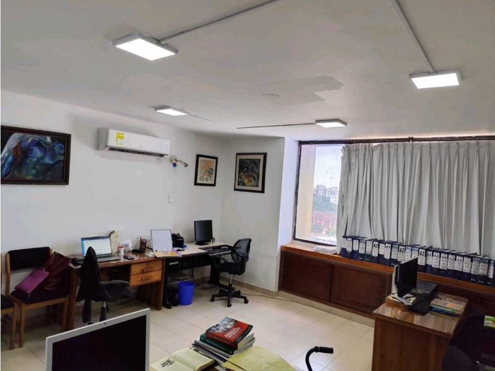 OFICINA EN ARRIENDO/VENTA EN PRADO BARRANQUILLA