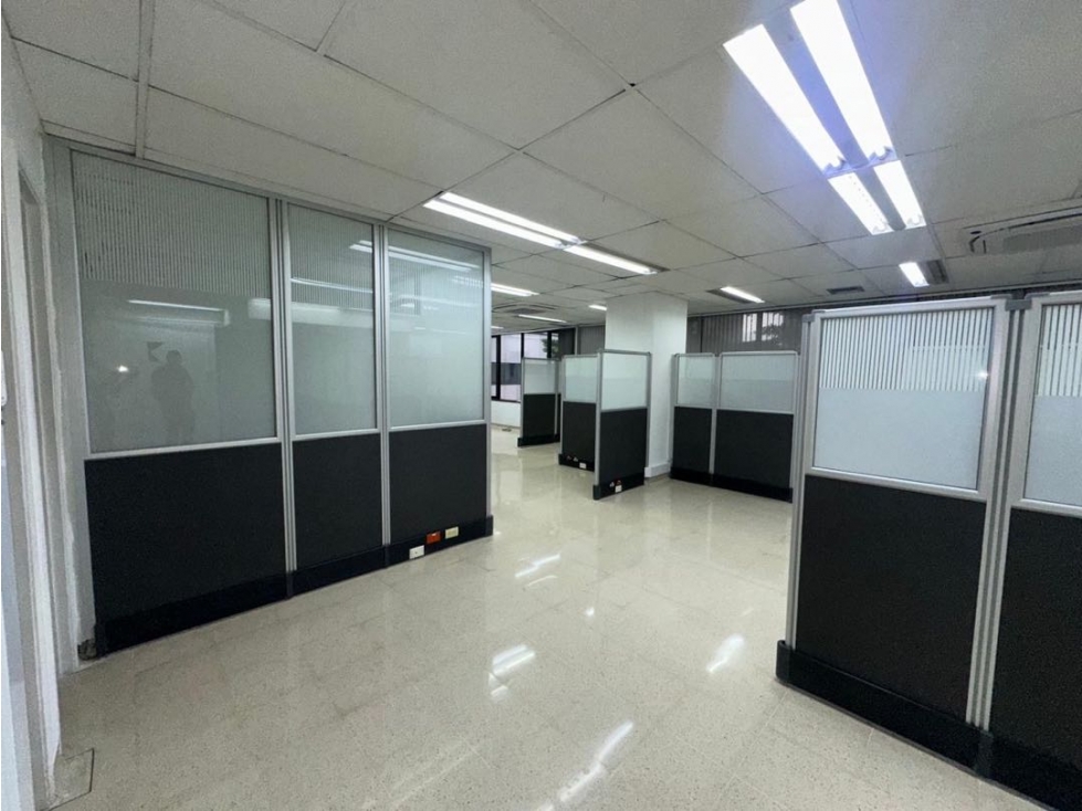 Oficina en Arriendo en el Poblado Milla de Oro — foto 2