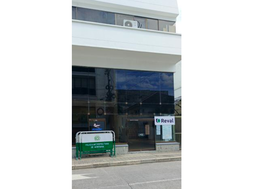 Oficina en venta - Monteria, Córdoba - 2