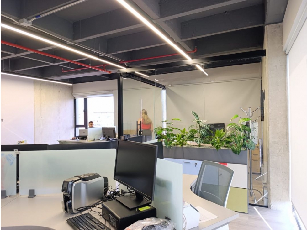 OFICINA EN VENTA O ARRIENDO — foto 2