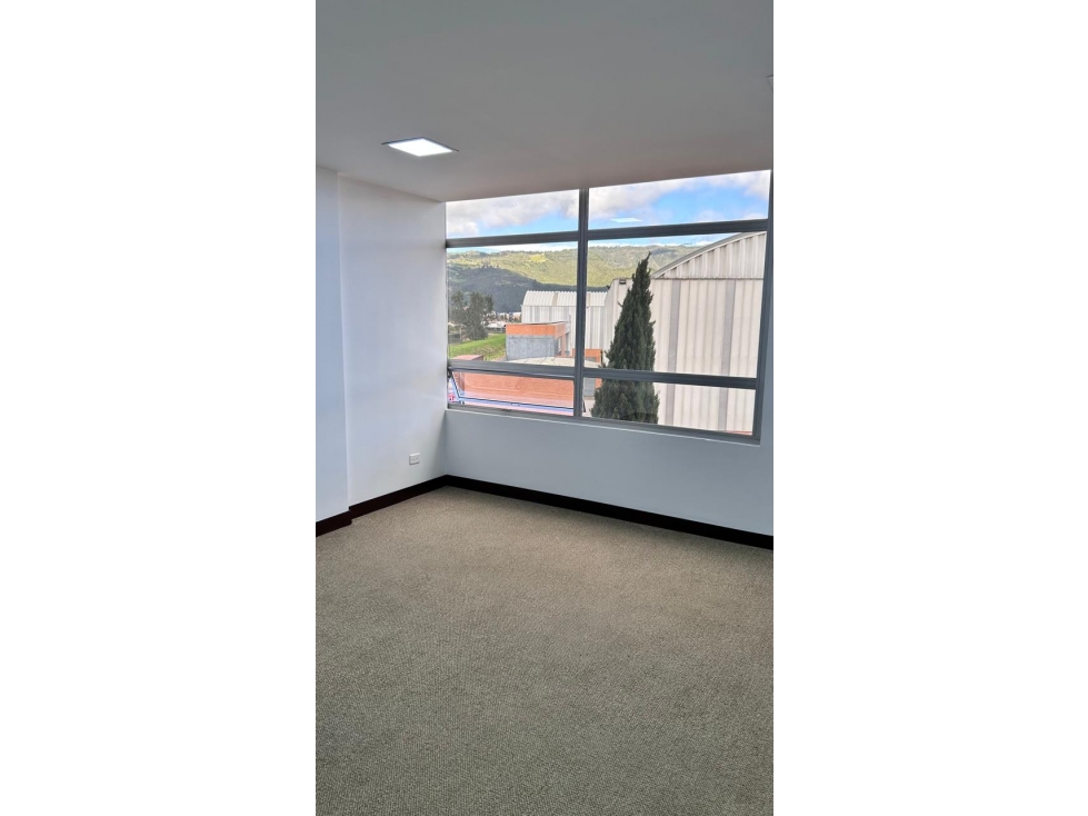 OFICINA EN VENTA OIKOS TOCANCIPA (para estrenar) - 3
