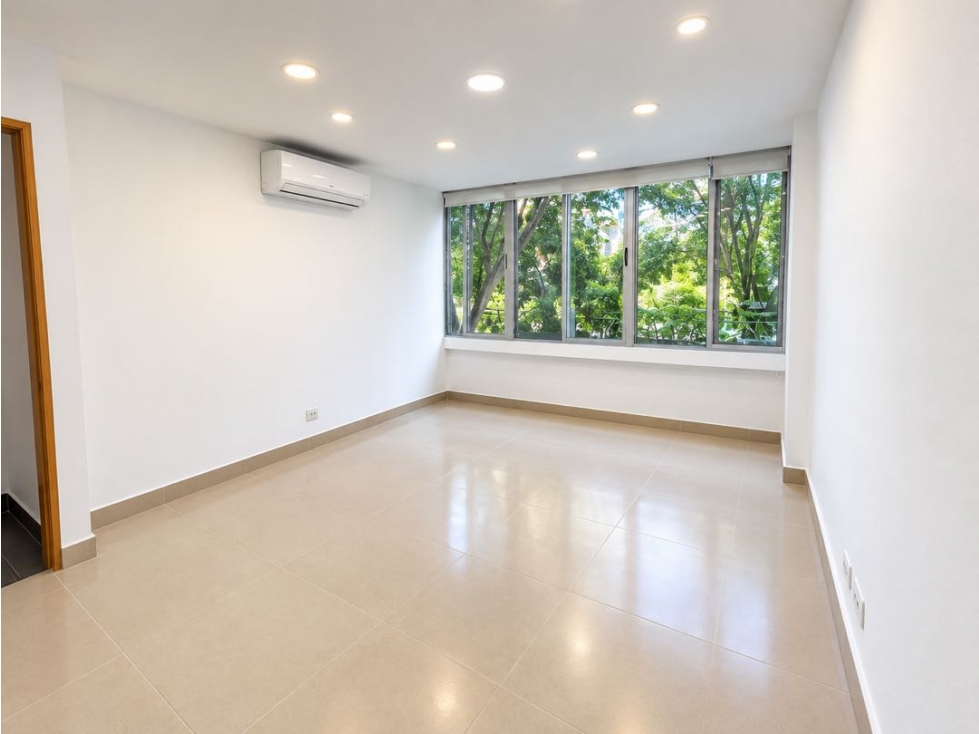 OFICINA EN VENTA POBLADO BARRIO MANILA - 1