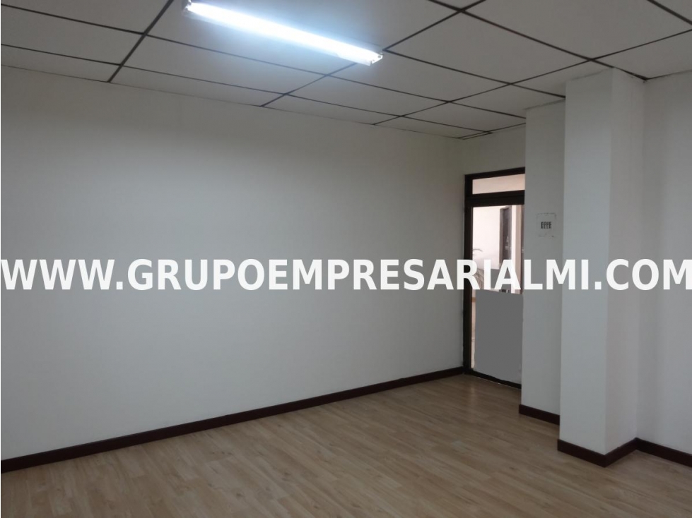 OFICINA EN VENTA - SECTOR EL POBLADO COD: 28493 - 2