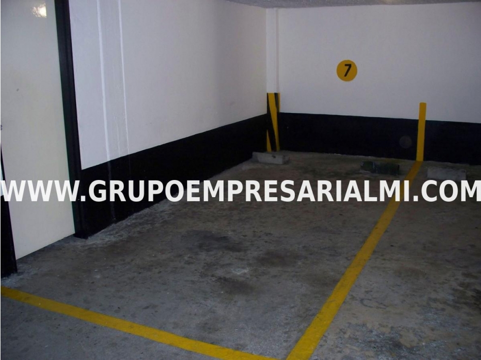 OFICINA EN VENTA - SECTOR EL POBLADO COD: 28493 - 6