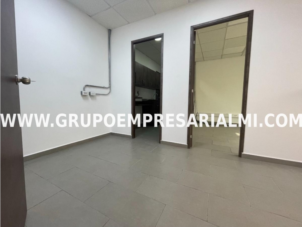 GRANDIOSA OFICINA EN VENTA - SECTOR NUEVA VILLA DE ABURRA COD: 29656 - 2