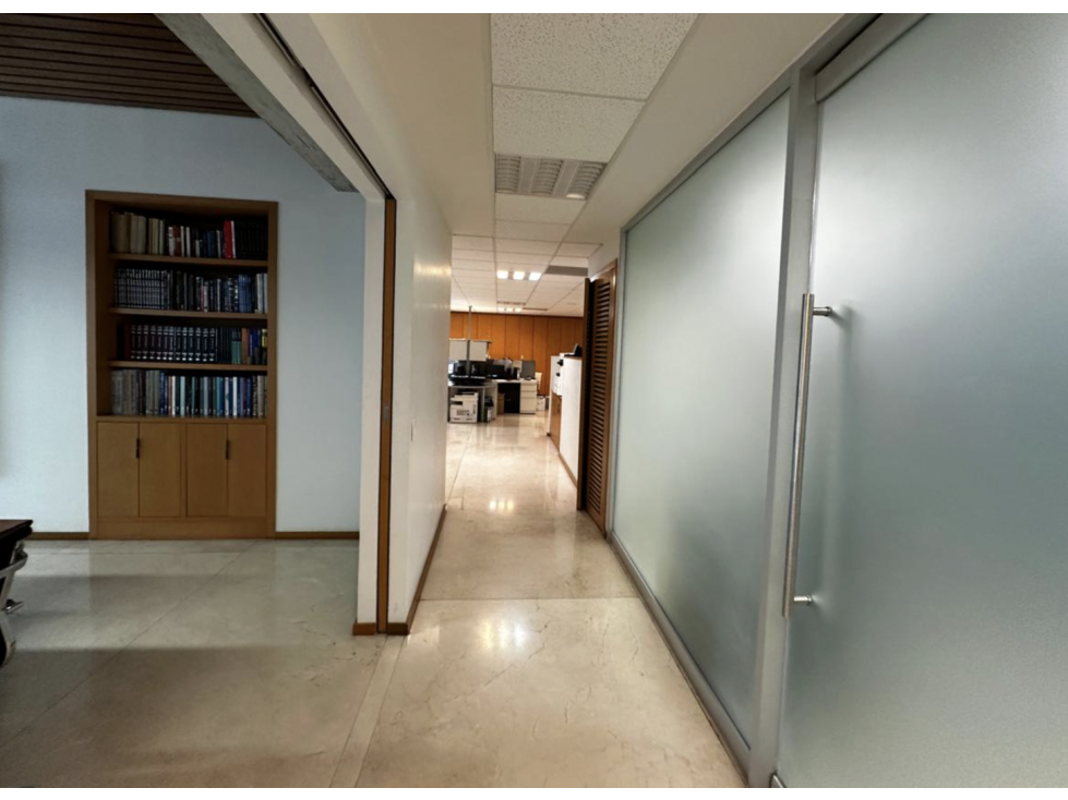 Oficina Estratégica en Lomas de Guevara, Guadalajara - 289m2 - 6