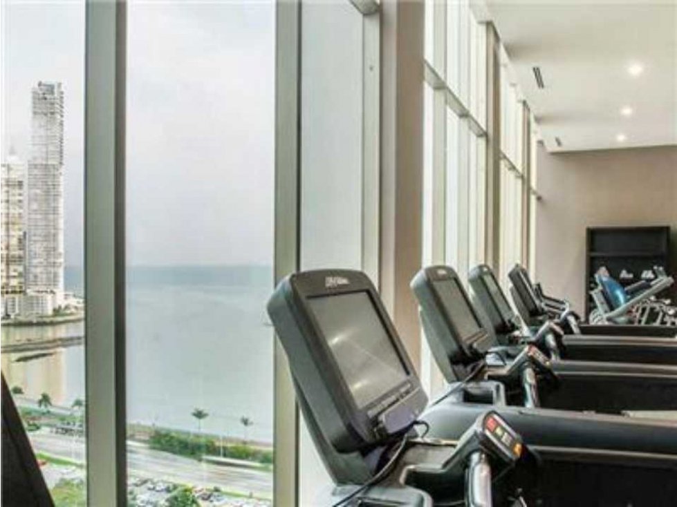 VENTA OFICINAS EN AV BALBOA ENTRE 108 M2 Y 678 M2 BICSA MC — foto 2