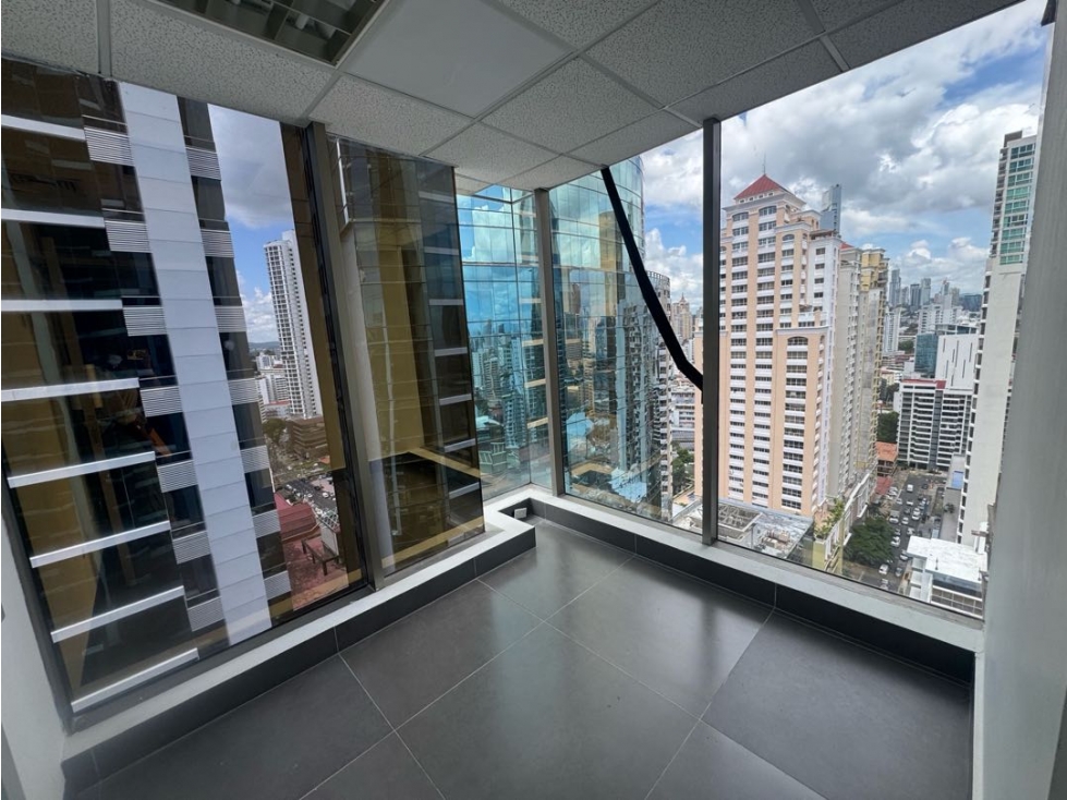 Oficina para alquiler en el edificio | Twist Tower, Obarrio. - 2