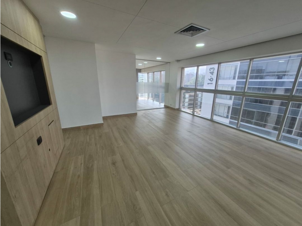 OFICINA PARA ARRIENDO EN EL POBLADO SECTOR EL CAMPESTRE — foto 3