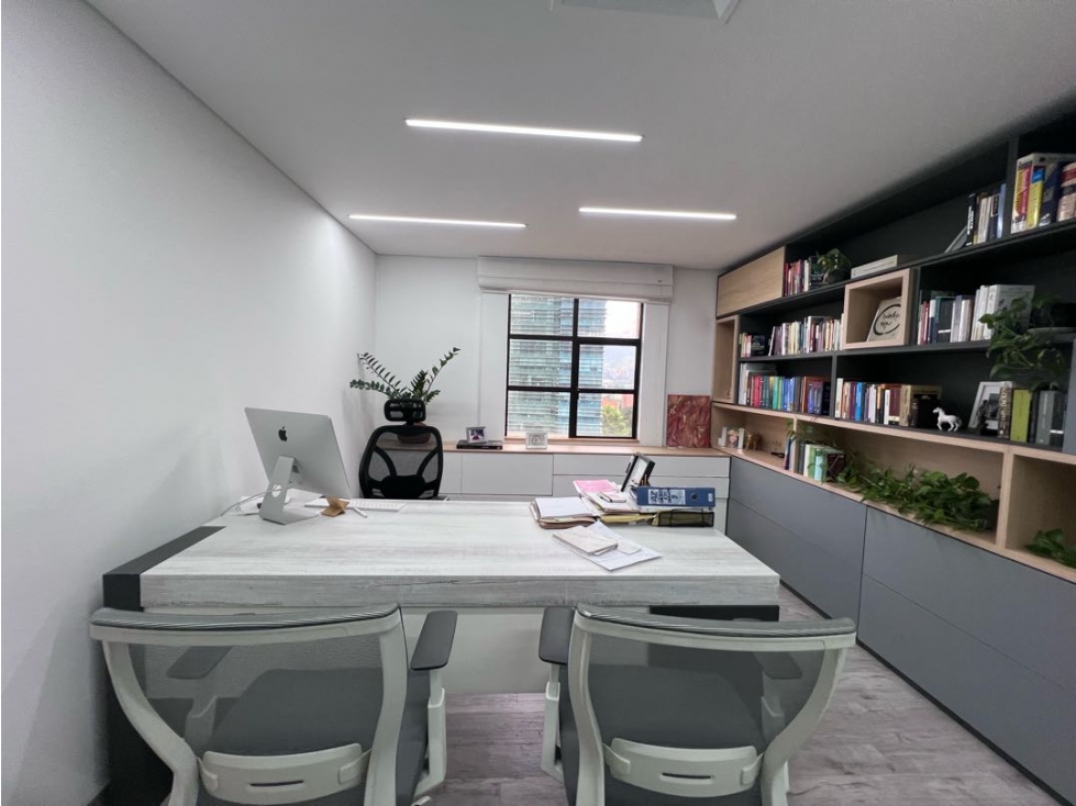Oficina/Consultorio para la venta en la torre Dan Carlton poblado — foto 3