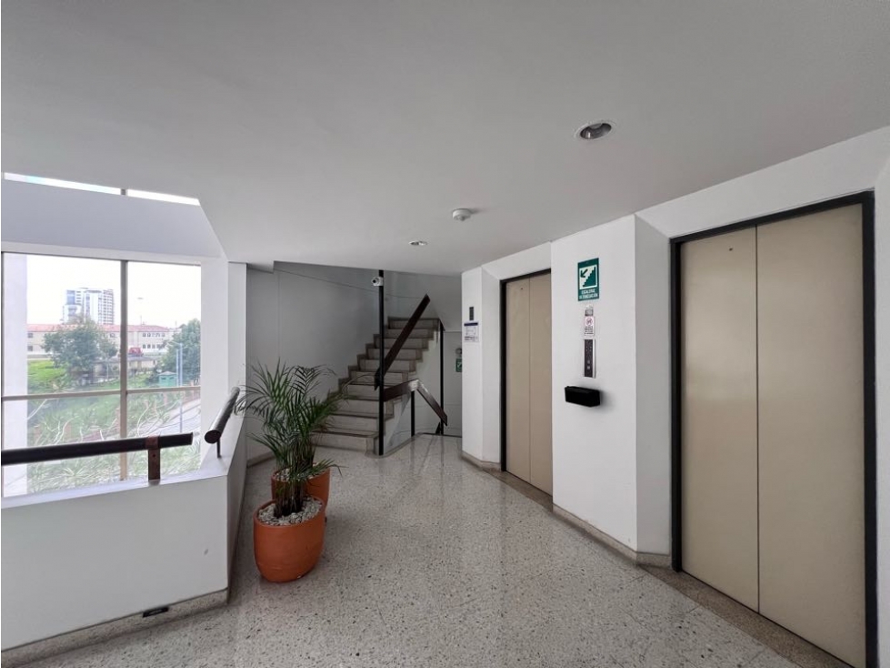 Oficina Piso Completo Centro de Negocios Manizales - 5