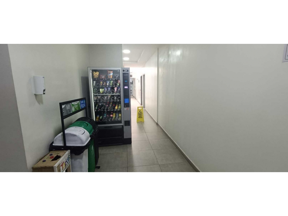 Oficina en Venta en la Calle 73 con 7ma — foto 5