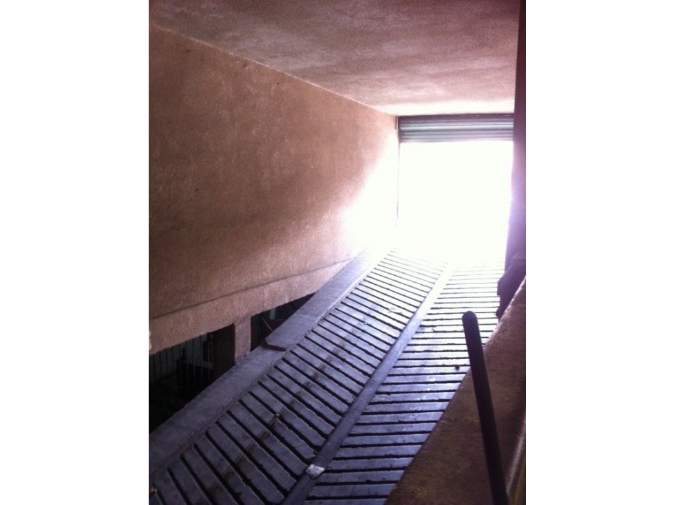 Oficina y Bodega en Venta Cuauhtémoc | Posesión Inmediata — foto 5