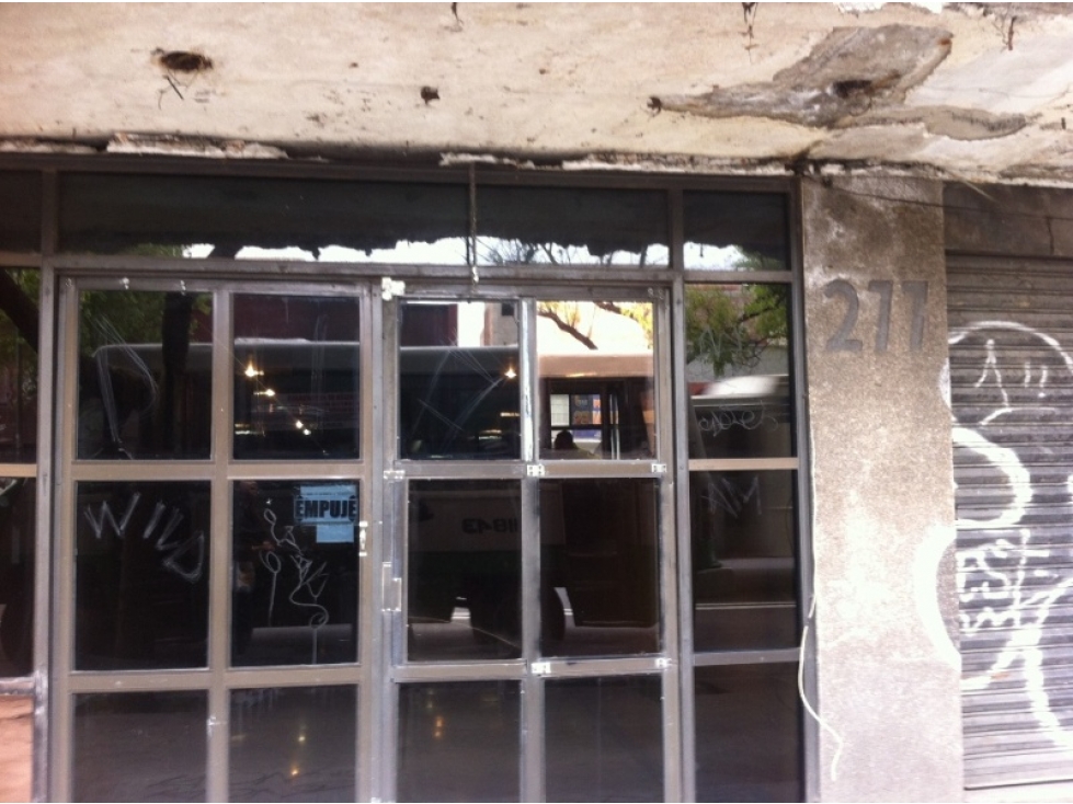 Oficina y Bodega en Venta en Cuauhtémoc | 747 m² Construcción — foto 2