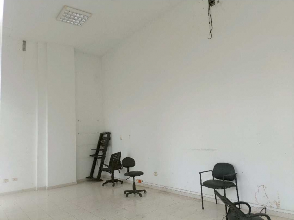 OFICINAS 1 EN CENTRO DE NEGOCIOS VENTA - ARRIENDO MONTERIA - 4