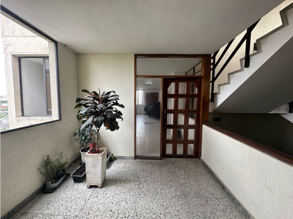 OFICINAS EN VENTA Y/O ARRIENDO SECTOR COMERCIAL - 1