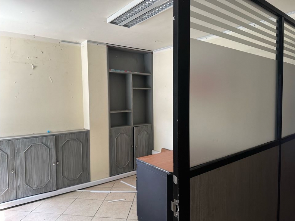 OFICINAS EN VENTA Y/O ARRIENDO SECTOR COMERCIAL - 6