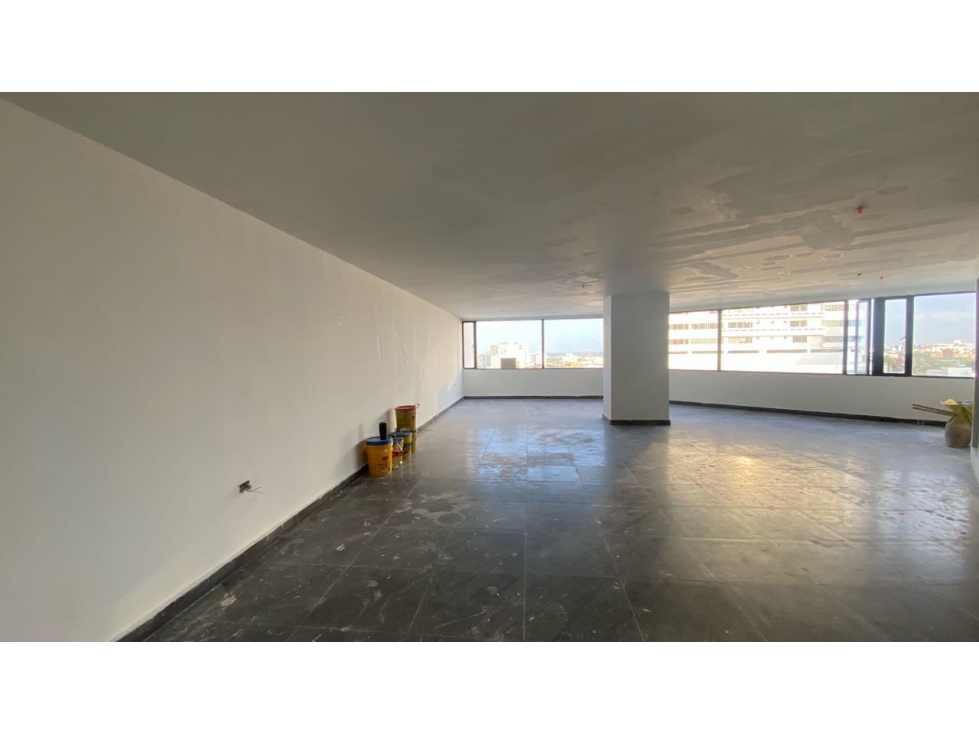 OFICINAS LAS AMERICAS 2 PISO 6 VISTA AL RIO — foto 2