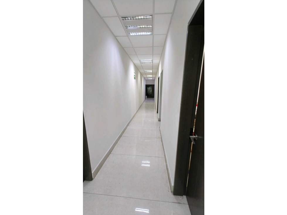 OFICINAS para Consultorios médicos o Corporativo RO - 5
