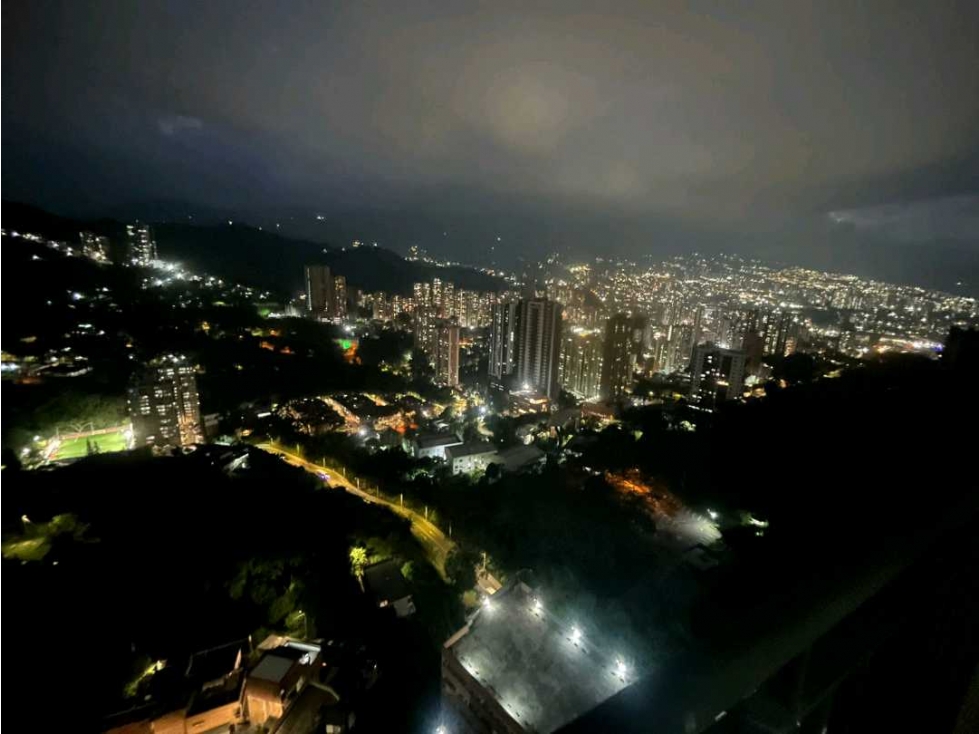 EN VENTA APARTAENTO NUEVO EN SABANETA — foto 2