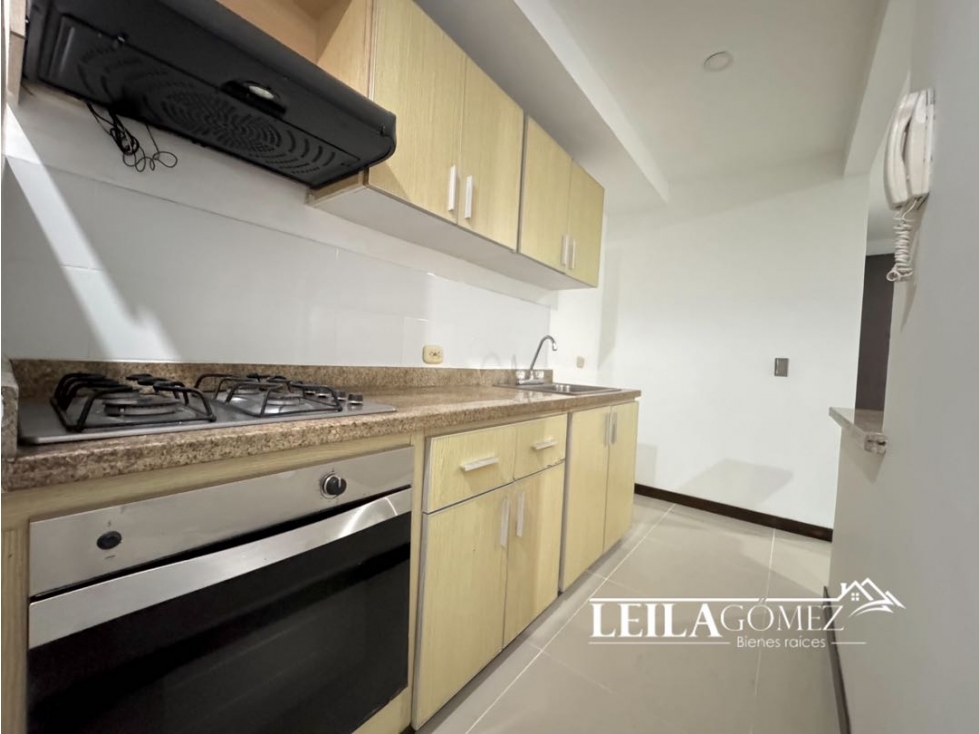 OPORTUNIDAD Apartamento En VENTA Excelente estado — foto 2