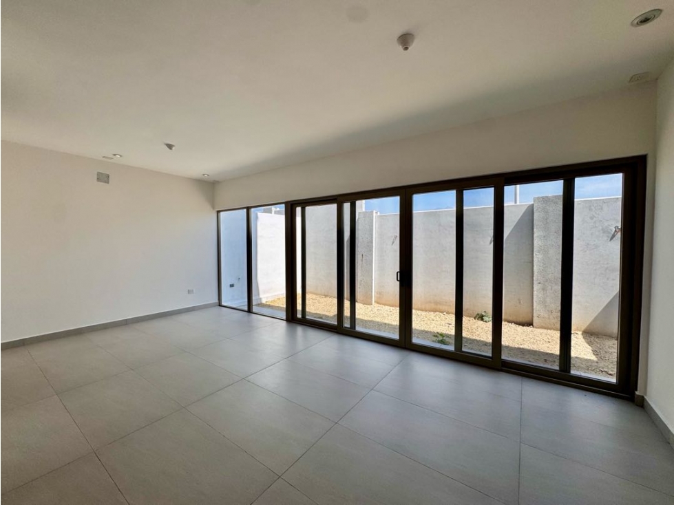Casa Nueva y Equipada en venta en Cumbres La Joya de la Montaña - 2