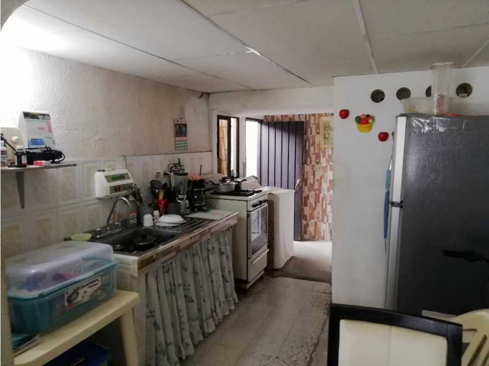 OPORTUNIDAD!!... VENTA CASA ESQUINERA - URB. LOS CORALES - CARTAGENA - 2