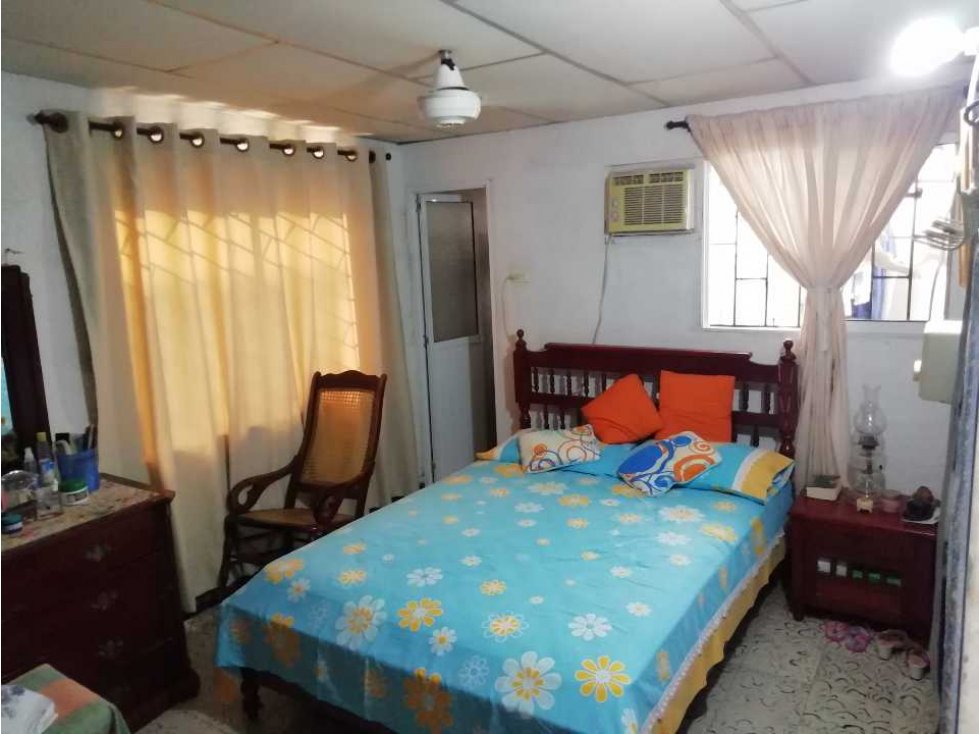 OPORTUNIDAD!!... VENTA CASA ESQUINERA - URB. LOS CORALES - CARTAGENA - 6
