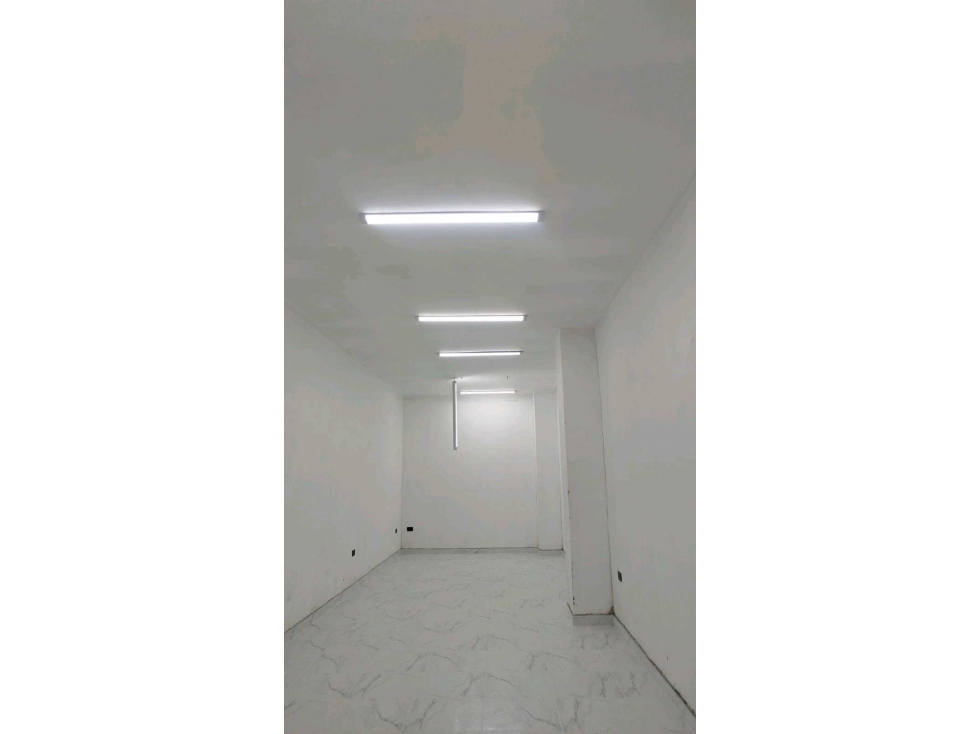 Oportunidad Comercial Élite, Centro de la Moda ¡Locales para Estrenar! — foto 3