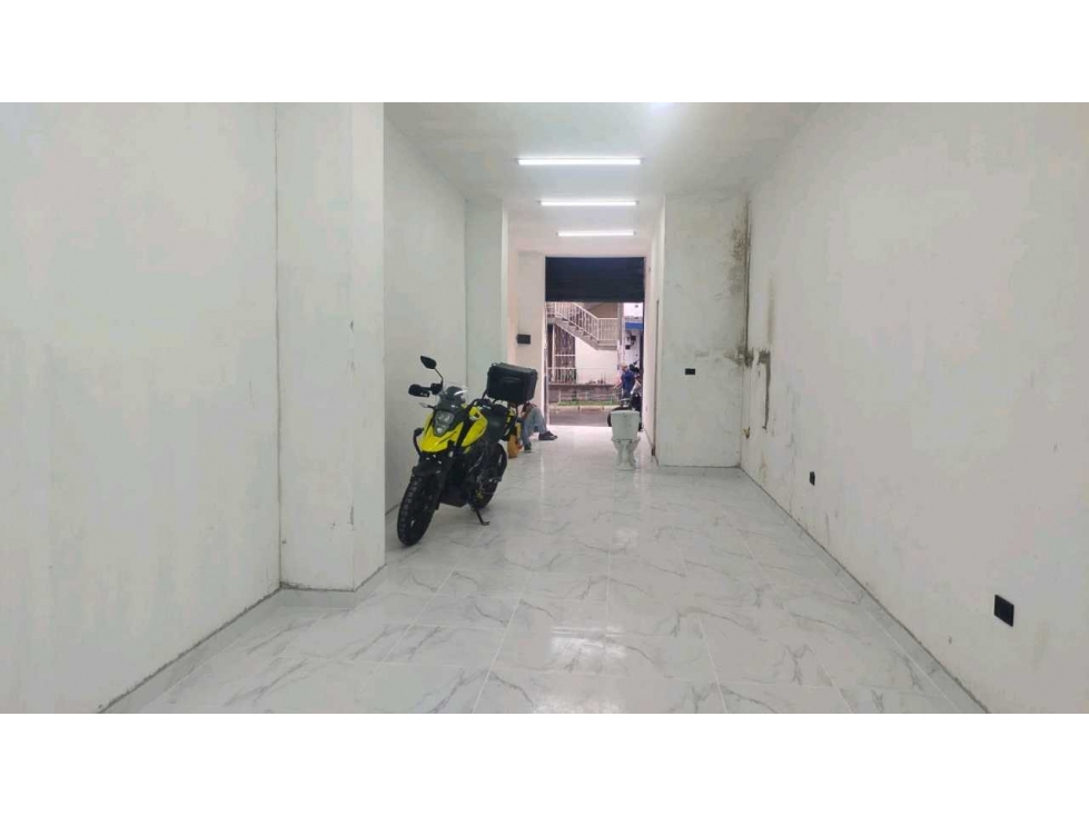 Oportunidad Comercial Élite, Centro de la Moda ¡Locales para Estrenar! — foto 4