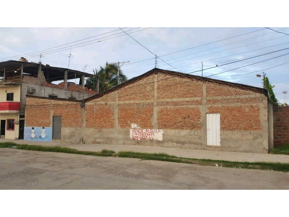Oportunidad de Inversión - Bodega Estratégica de 1100 m² Manta - 4