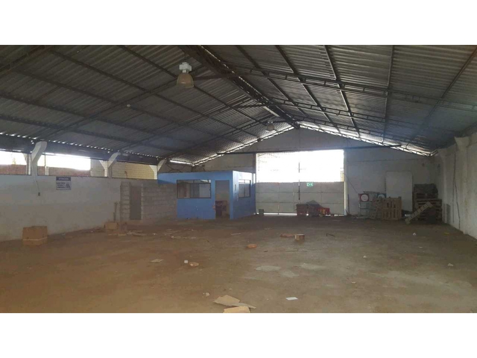 Oportunidad de Inversión - Bodega Estratégica de 1100 m² Manta - 5