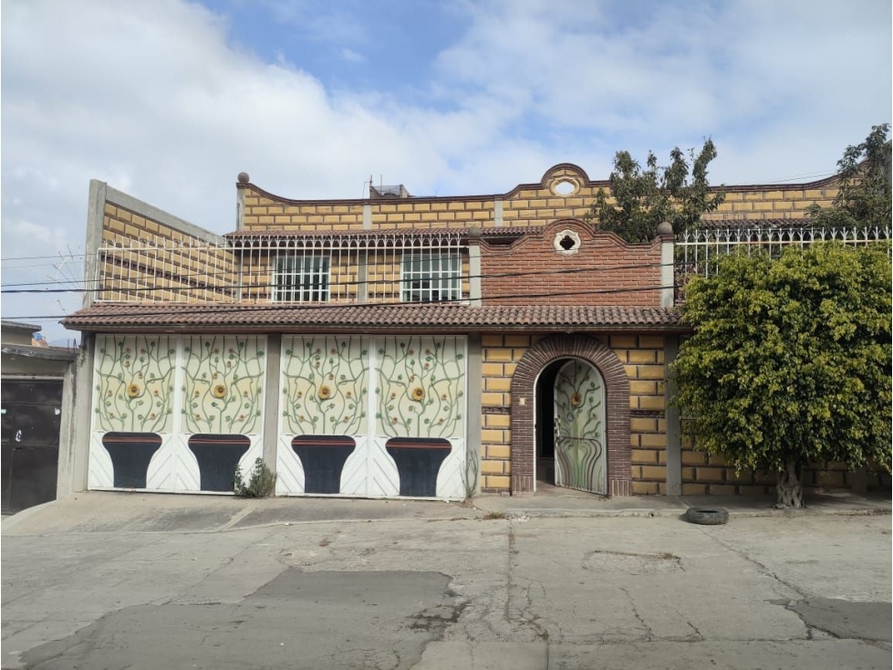 Oportunidad de Inversión: Casa de 452m² en Jorge Jiménez Cantú - 1