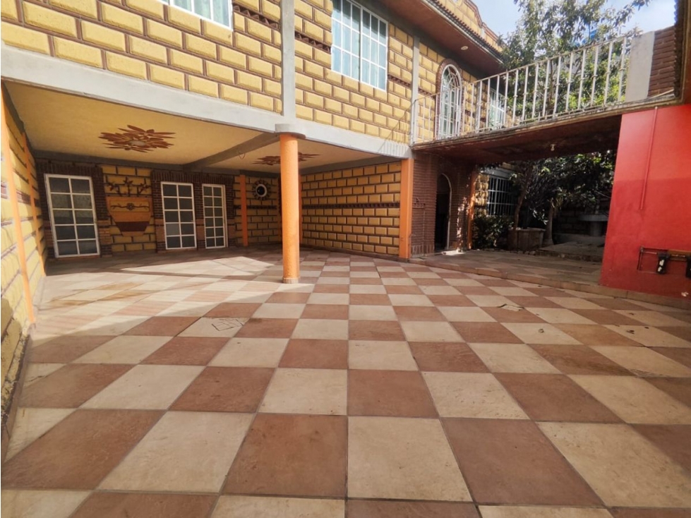 Oportunidad de Inversión: Casa de 452m² en Jorge Jiménez Cantú - 2