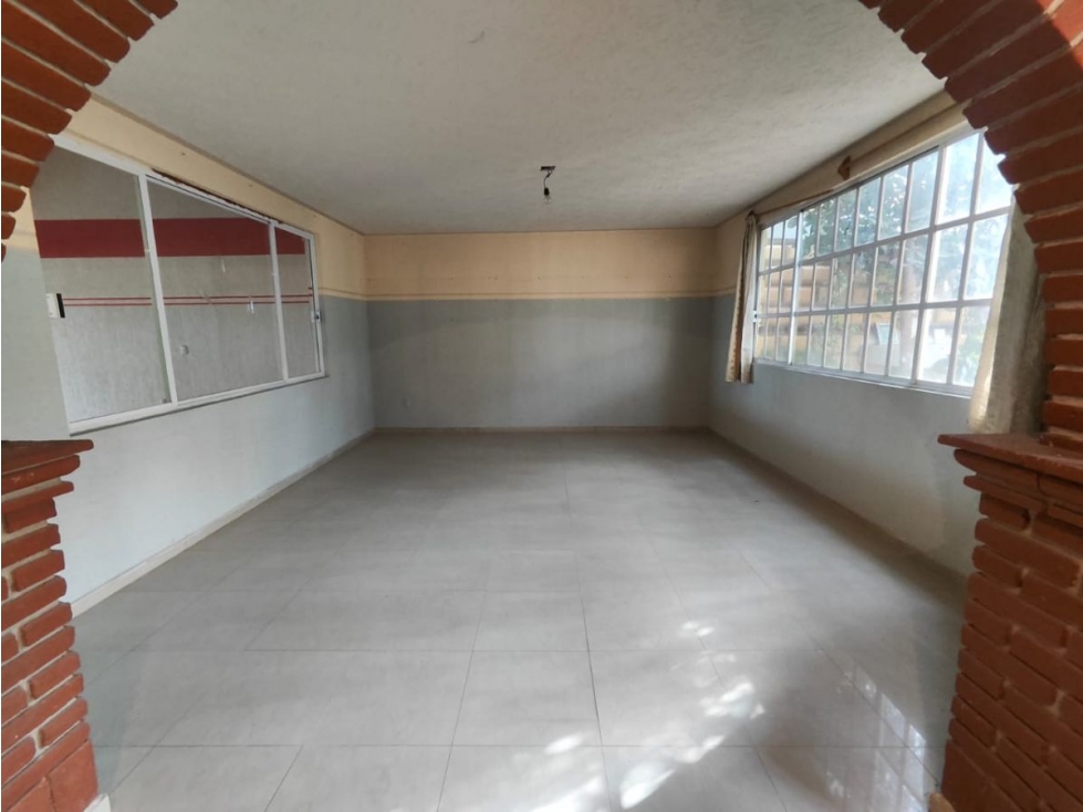 Oportunidad de Inversión: Casa de 452m² en Jorge Jiménez Cantú - 3