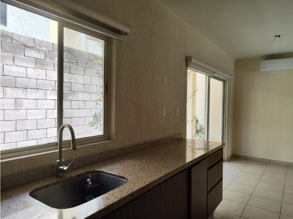 Oportunidad de Inversión: Casa en Alta California, Tlajomulco - 5