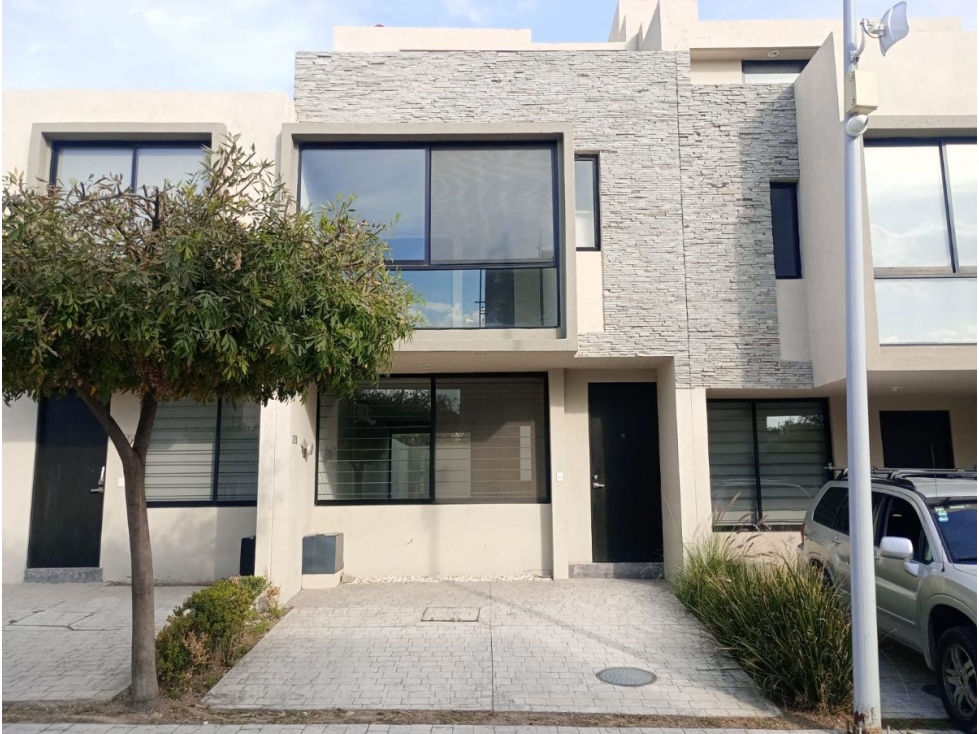 Oportunidad de Inversión: Casa en Villas Santa Sofía, Tlajomulco - 2