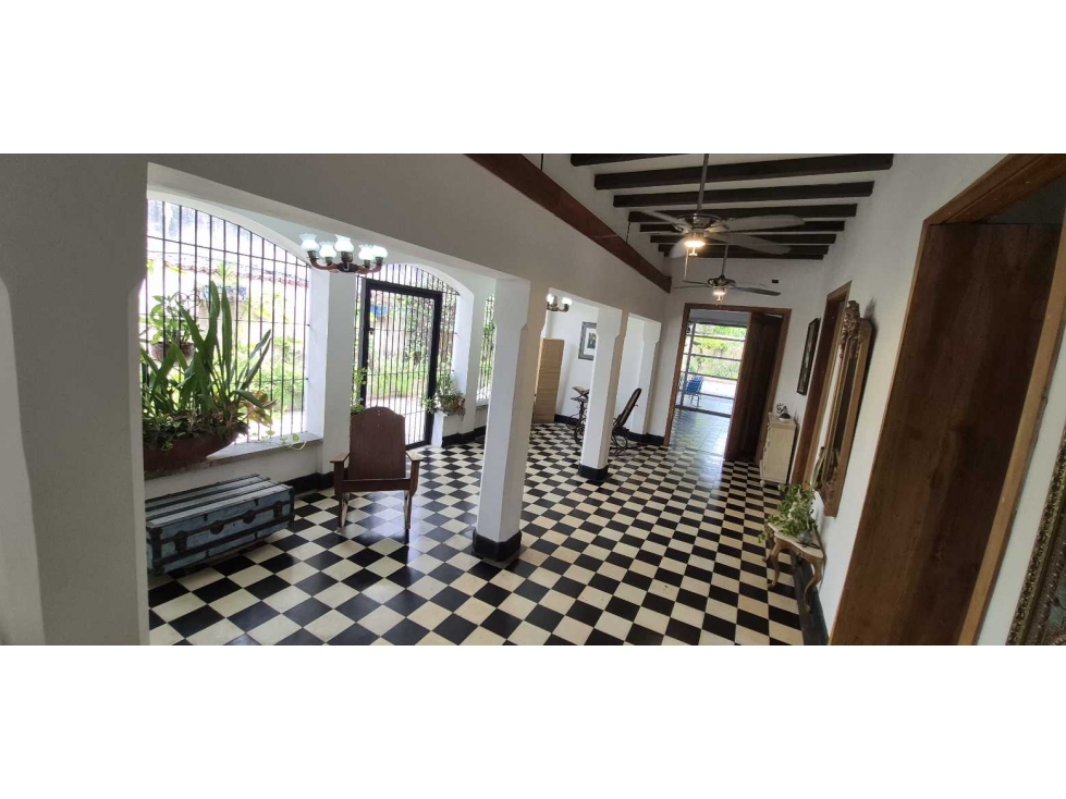 OPORTUNIDAD INVERSIÓN VENTA DE CASA PATRIMONIAL REMODELADA EN EL PRADO — foto 3