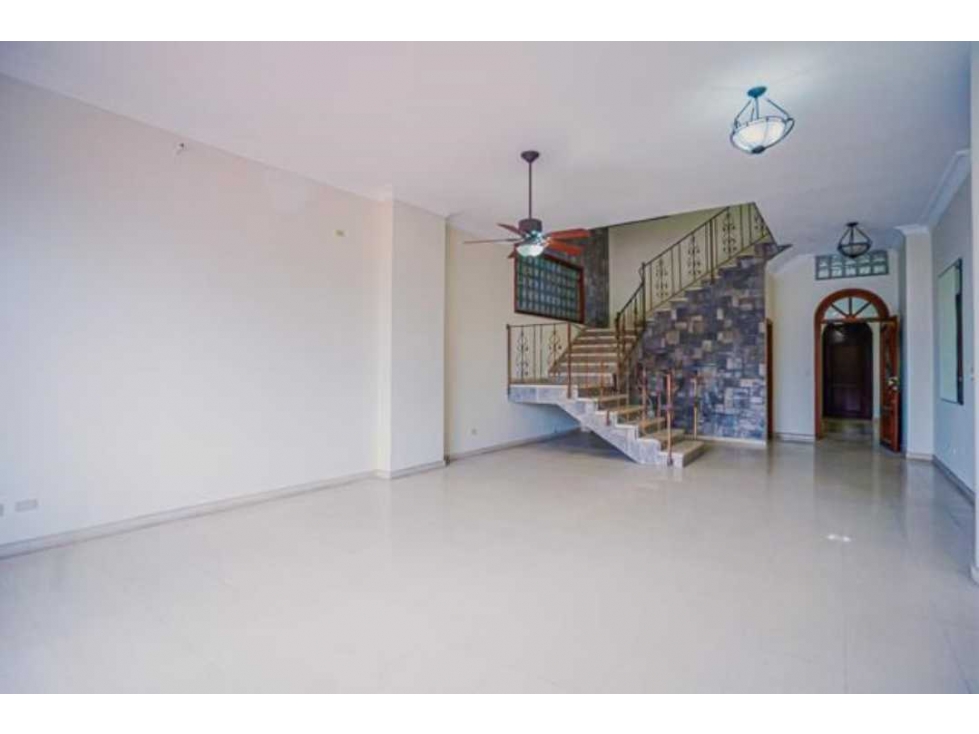 ¡Oportunidad de inversiÃ³n! Se vende Edificio en San Francisco 1,342 mt - 5