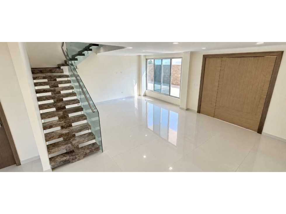 Oportunidad de Inversión-venta 3 Casas en Punta Roca Lote de 1.001 m² - 3