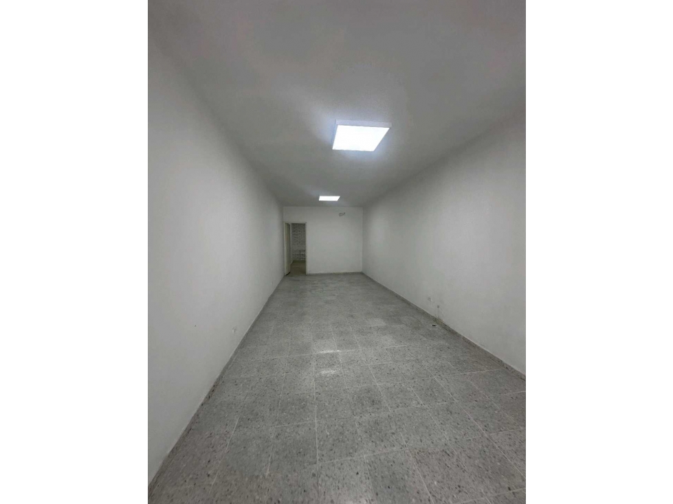 OPORTUNIDAD DE NEGOCIO LOCAL EN EL CENTRO DE PALMIRA VALLE - 4