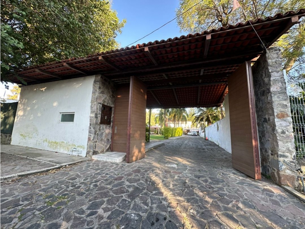 OPORTUNIDAD DE RESIDENCIA EN VENTA $