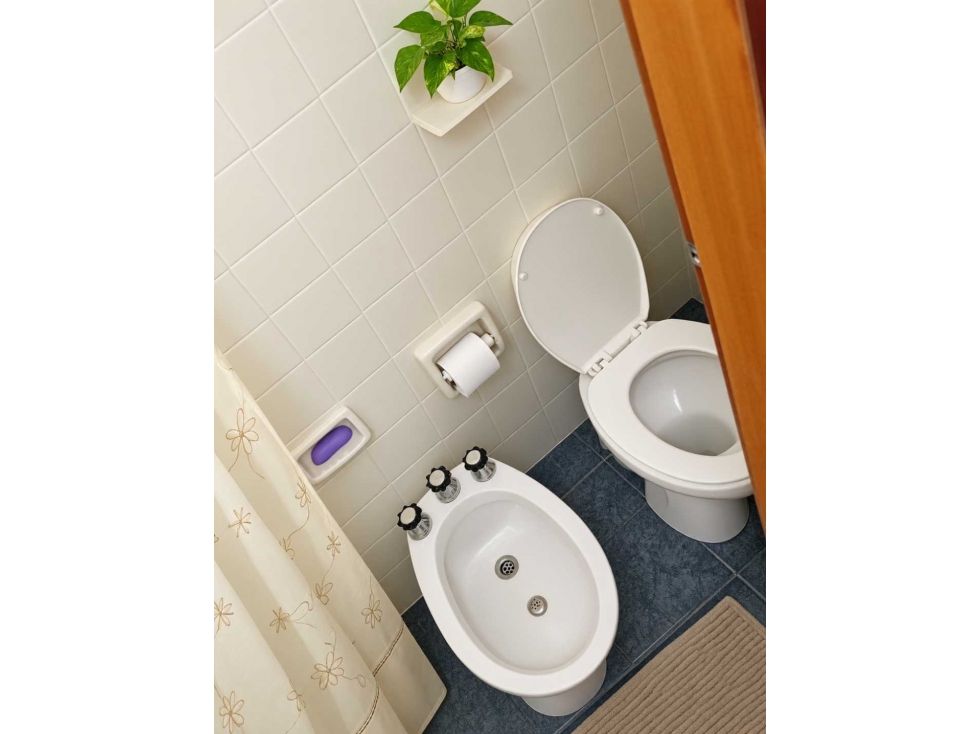 Oportunidad dpto1 dormitorio con balcon amplio a la calle - 2