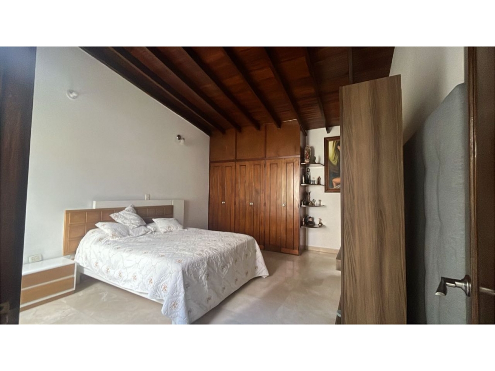 OPORTUNIDAD EN BELÉN CASA CON POTENCIAL DE DESARROLLO — foto 5