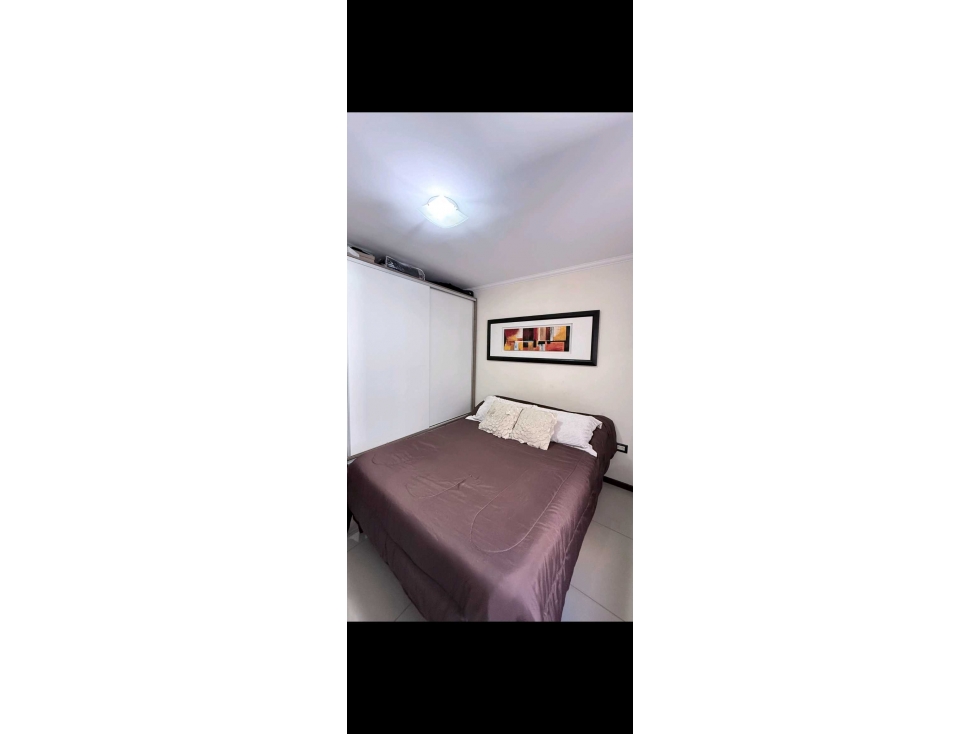 ¡Oportunidad en Miralejos 8! Departamento de 2 Dormitorios con Cochera - 3