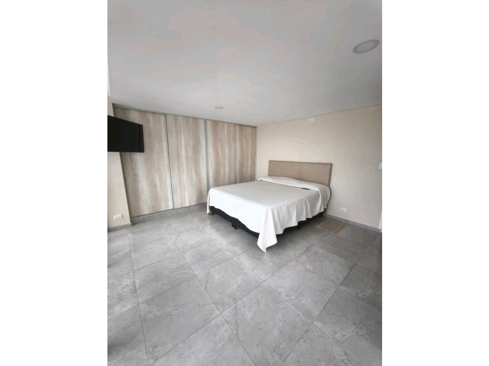 OPORTUNIDAD EN PLENO CENTRO CON PISCINA Y BALCÓN Y VISTA — foto 6