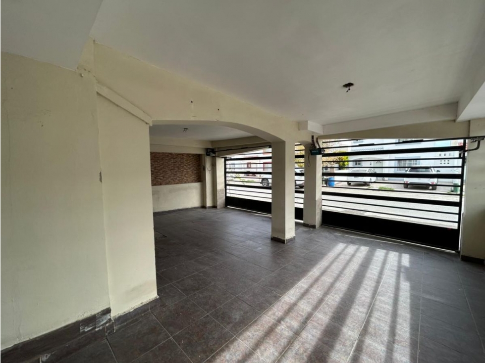 CASA EN CONDOMINIO CON POSESION FÍSICA - 3