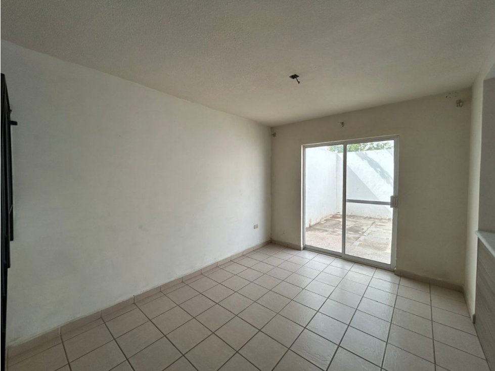 CASA EN CONDOMINIO CON POSESION FÍSICA - 5