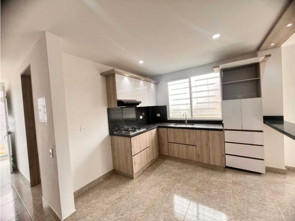 Oportunidad... Ganga...SE VENDE APARTAMENTO EN PRIMER PISO ESQUINERO. — foto 3